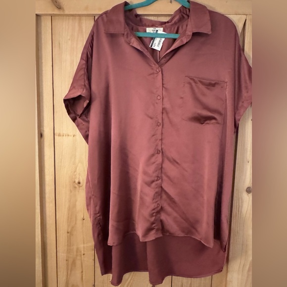 NWT entro silk top - Picture 1 of 3